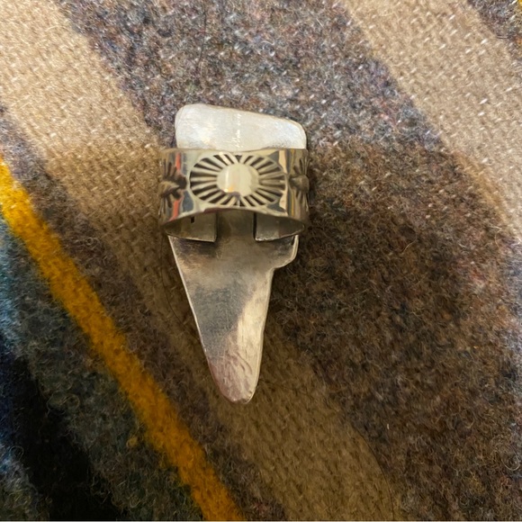 COPY - Ring - Picture 2 of 3